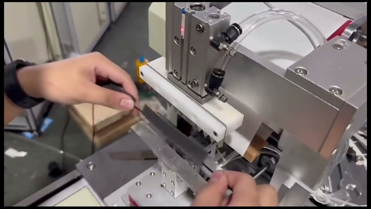 Mesin Lipat Label Wayar Automatik & Pelabel Bendera Kabel - Automasi Penandaan Wayar