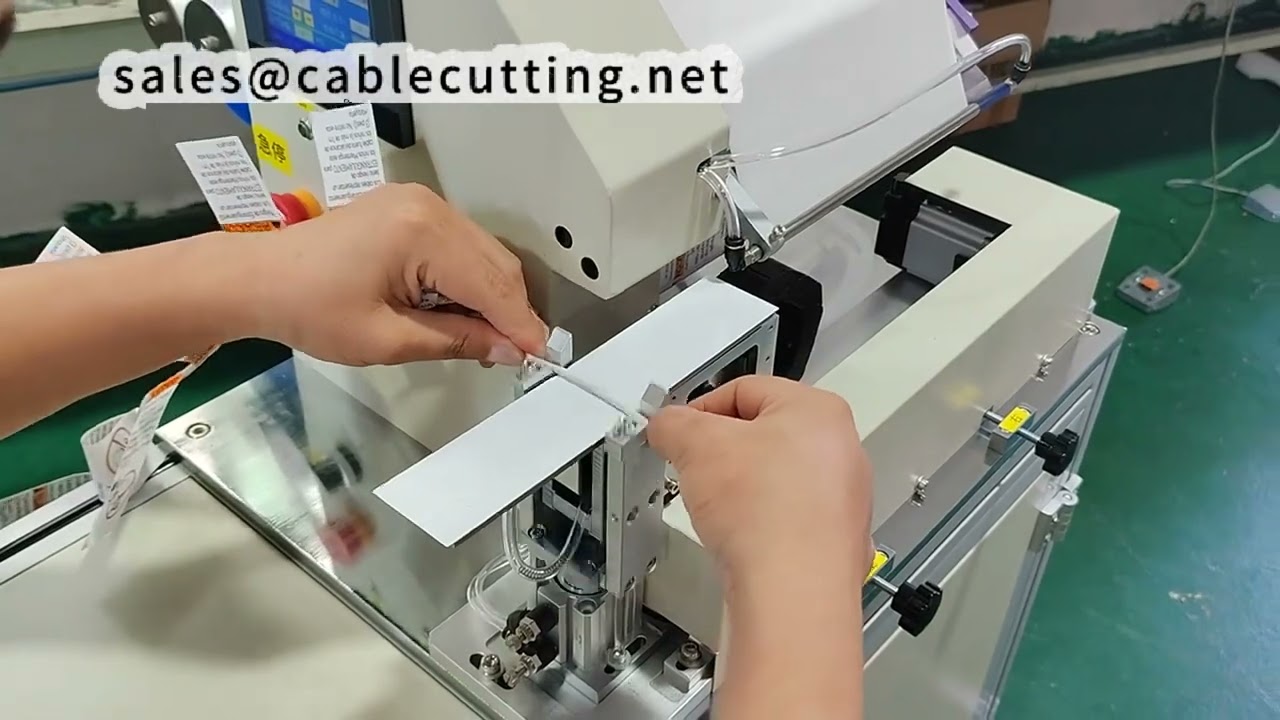 Mesin Label Lipat untuk Label Besar 230x45mm - Aplikasi Tepat dan Cekap