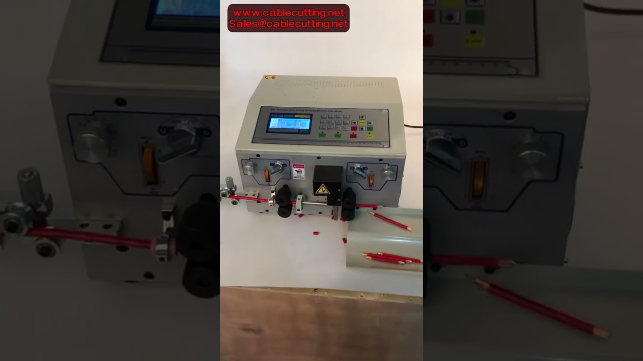 Mesin Kupas Wayar Komputer Automatik – Pemutar & Pemotong 0-1-4-5mm² untuk Efisiensi Kilang