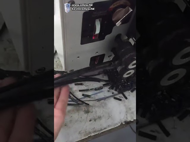 Mesin Pengumpan Kabel Automatik Dwi-Paksi dengan Kelajuan Boleh Ubah - Jualan Terus Kilang